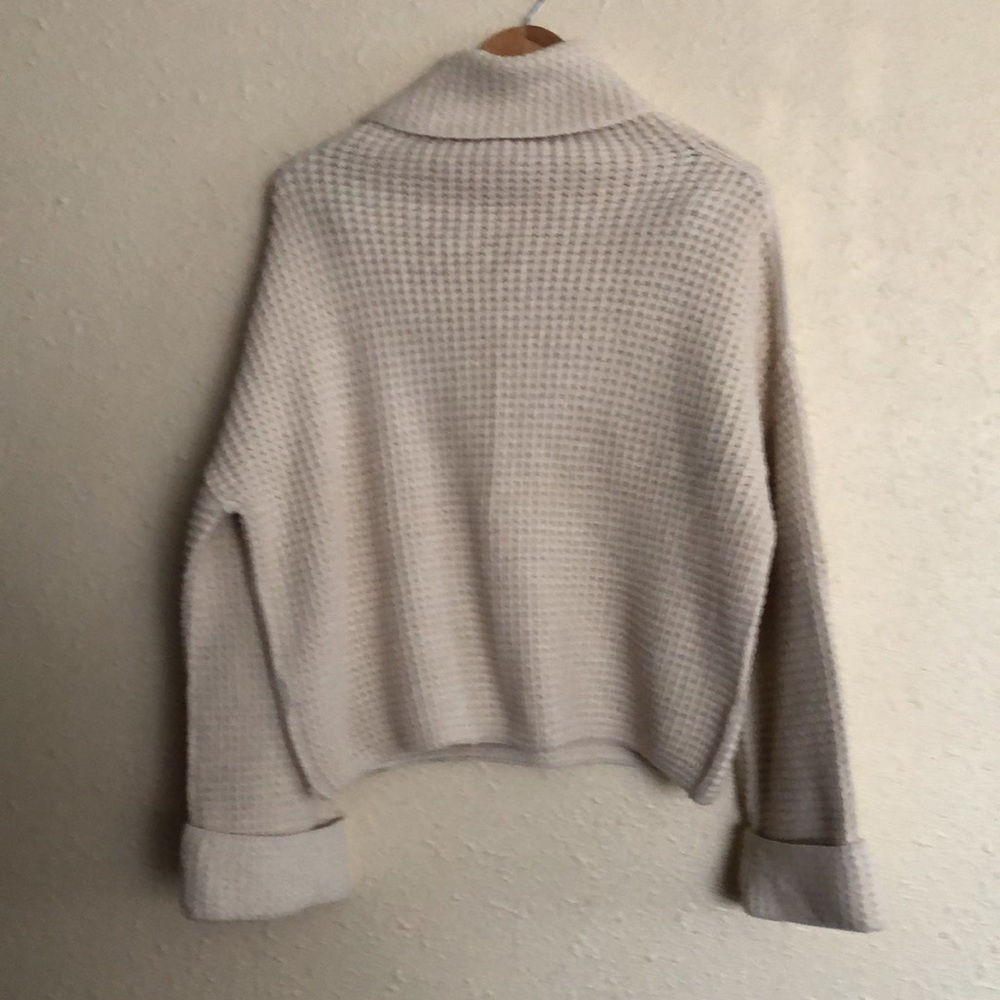 Free People Sweater - Picture 2 of 9